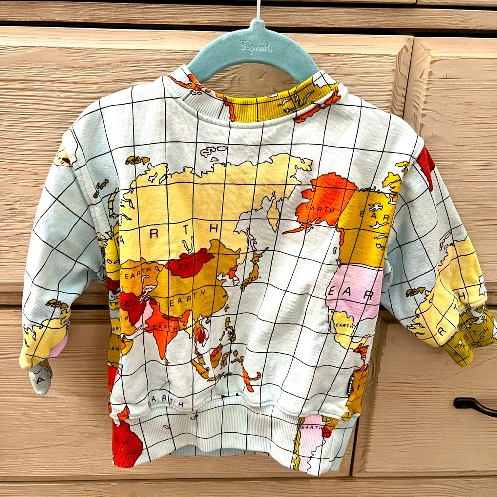 Molo earth atlas road galaxy sweatshirt sz eu 92 us sz 2